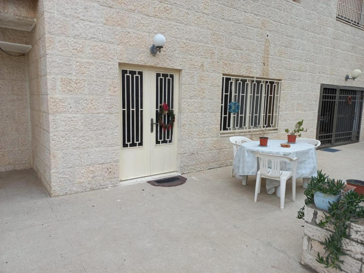 Karrain Villa - Vintage Soul - International Guests-Non-Jordanian Madaba Eksteriør bilde